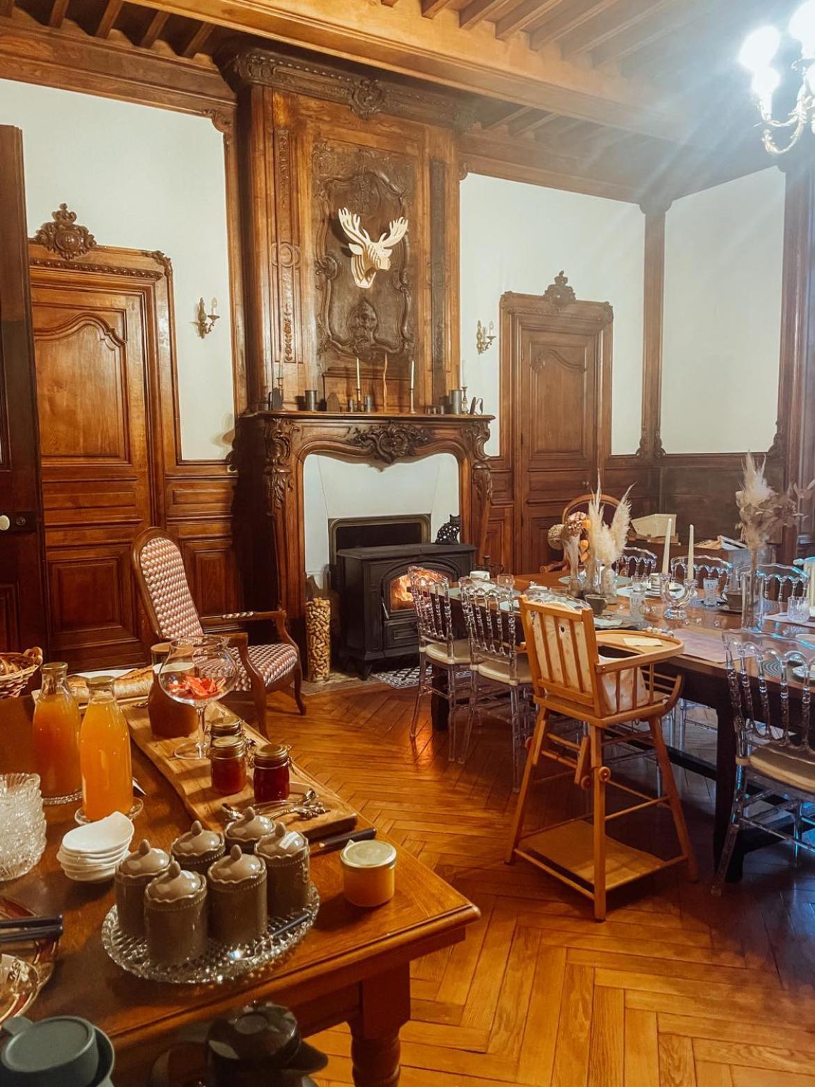 Château Du Guérinet Saint-Priest-Bramefant Extérieur photo
